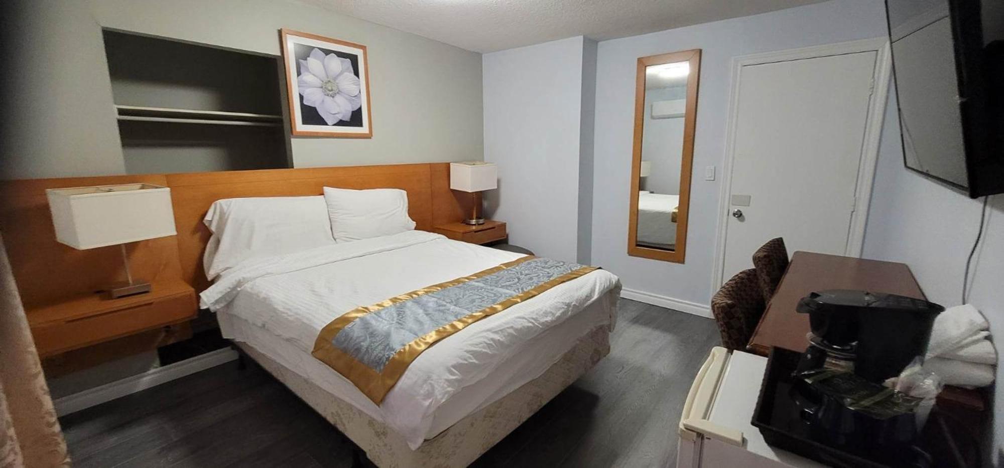 Niagara Inn *
